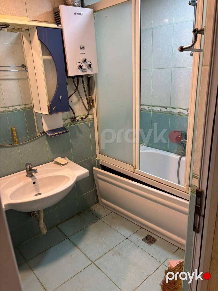 İcarəyə verilir 2 otaqlı köhnə tikili 55 m² — Mənzil, Bakı (5)