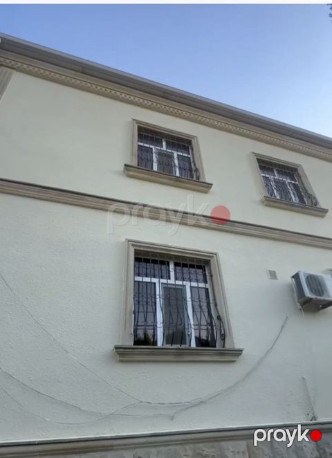 Ağlay daşlarının vurulması — Bakı