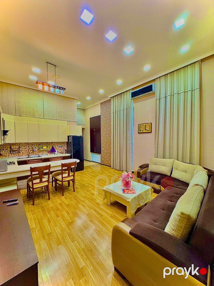 2-otaqlı yeni tikili kirayə verilir, İçəri şəhər m., 100 m² — Mənzil, Bakı (2)