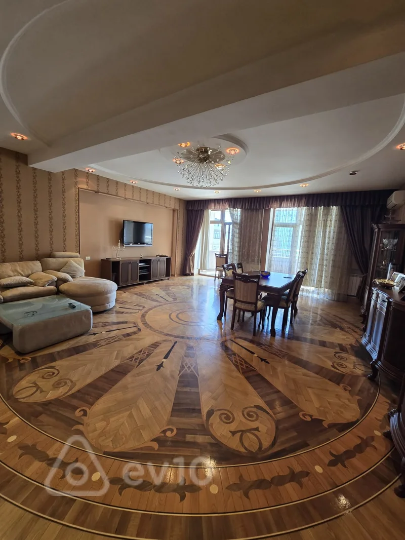 3 otaqlı mənzil, 161 m², Mirəli Qaşqay — Bakı