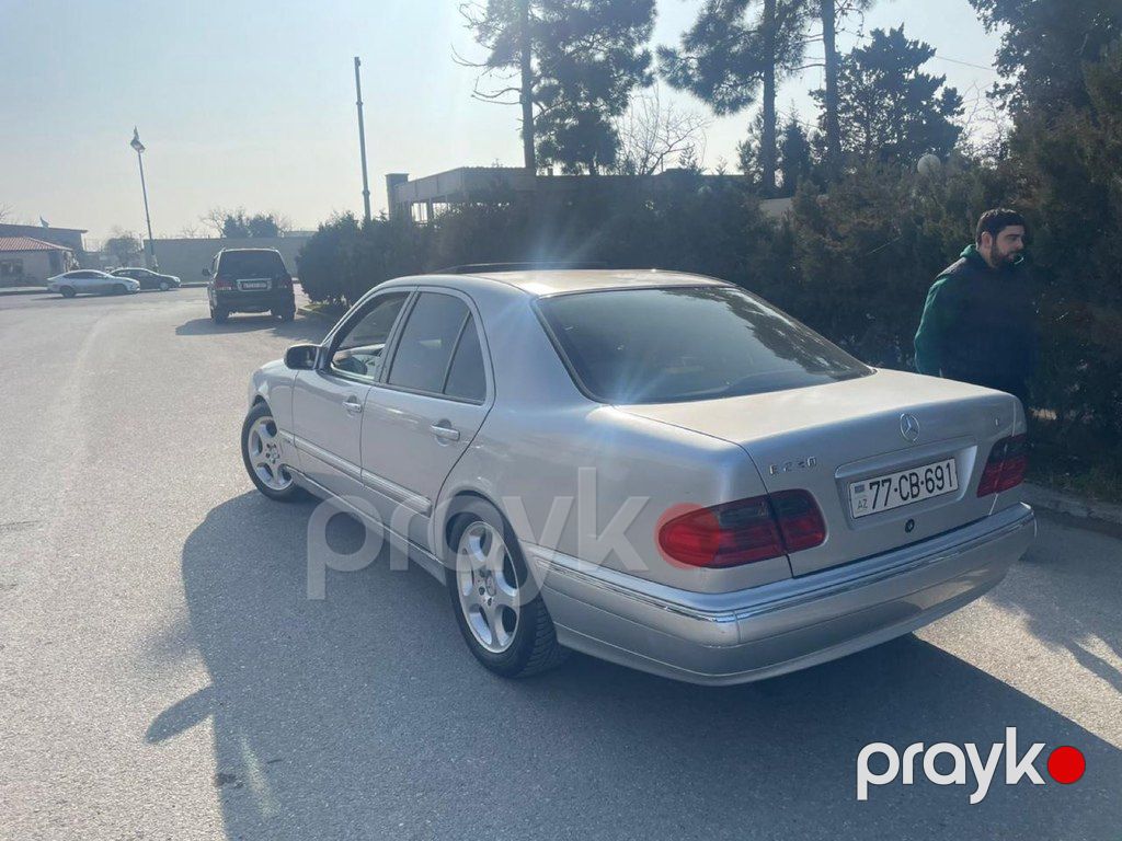 Mercedes E 220, 2.2 L, 1999 il, 384 000 km — Avtomobillər, Bakı (3)