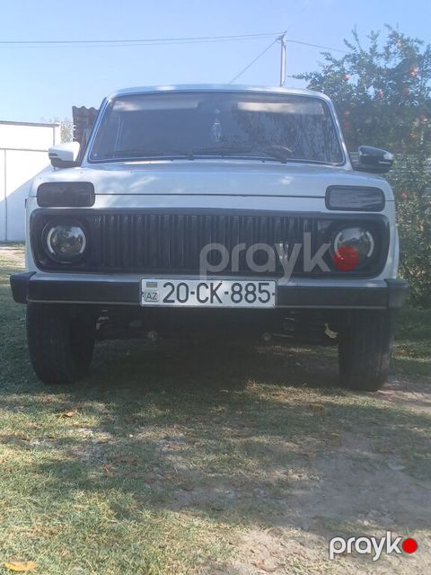 Lada (VAZ) Niva, 1.7 L, 2008 il, 210 000 km — Ucar