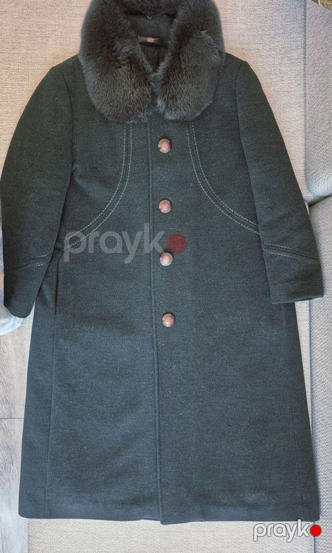 Qadın palto - Model: Klassik uzun palto - Material: Yün qarışımlı — Bakı