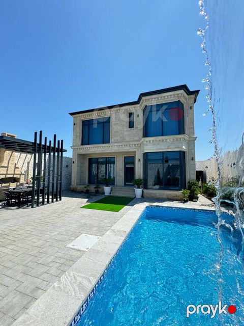 Satılır 5 otaqlı həyət evi/bağ evi 300 m² — Bakı