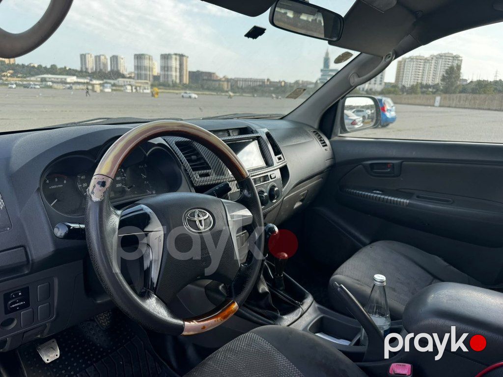 Toyota Hilux, 2.5 L, 2013 il, 440 000 km — Avtomobillər, Bakı (4)