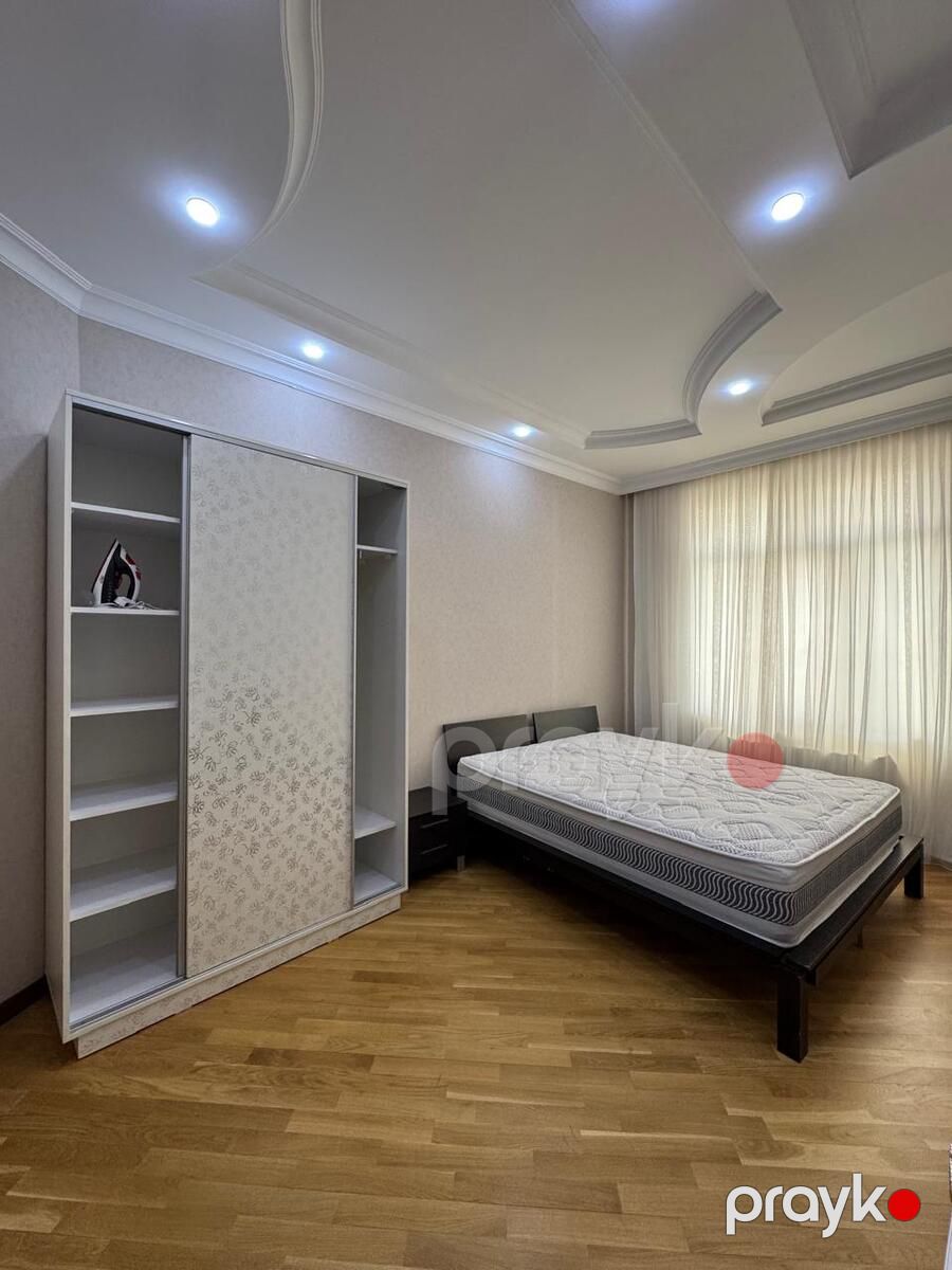 Satılır 5 otaqlı yeni tikili 220 m² — Mənzil, Bakı (11)