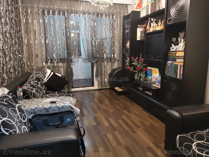 Kirayə verilir 2 otaqlı Mənzil Köhnə tikili 43 m² Bakı, Nizami r., Xalqlar Dostluğu m., 8-ci kilometr — Mənzil, Bakı (4)