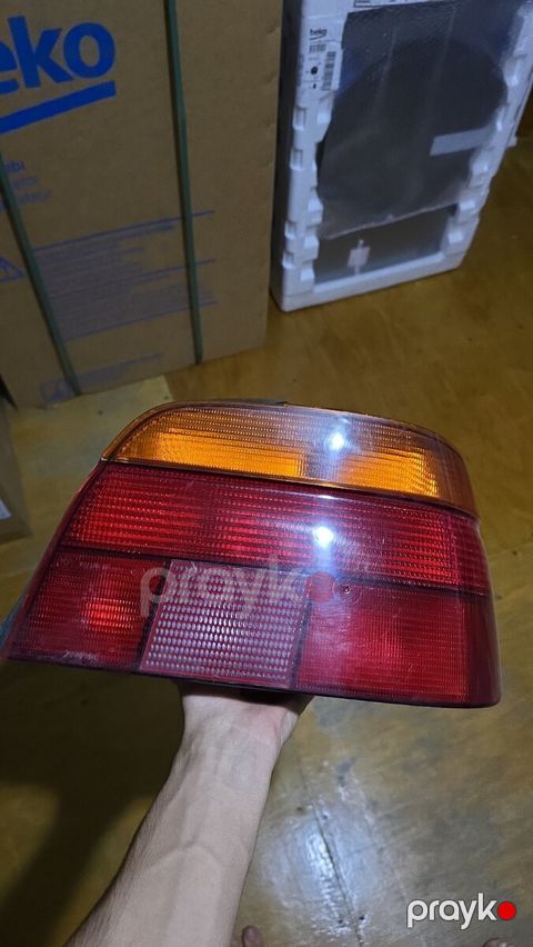 BMW E39 Hella stop farası — Bakı