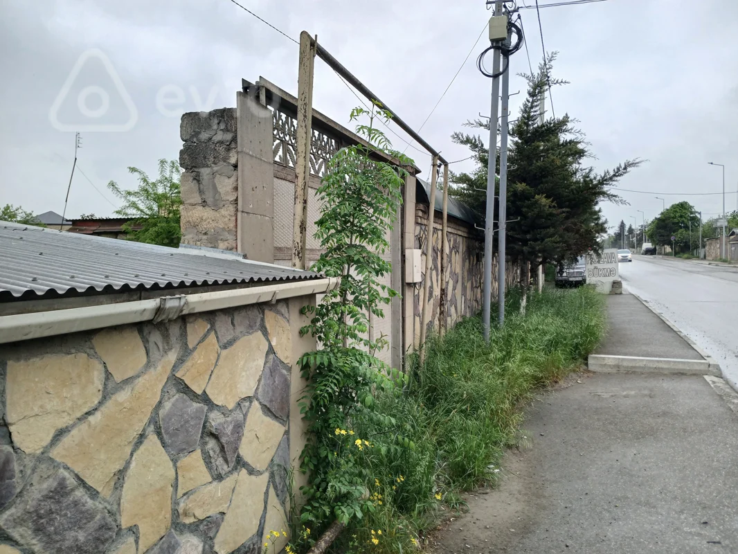 Torpaq sahəsi, 20 sot, Olimpiya kompileksindən aşağda yerləşir Bakı Quba yolu — Torpaq, Quba (8)