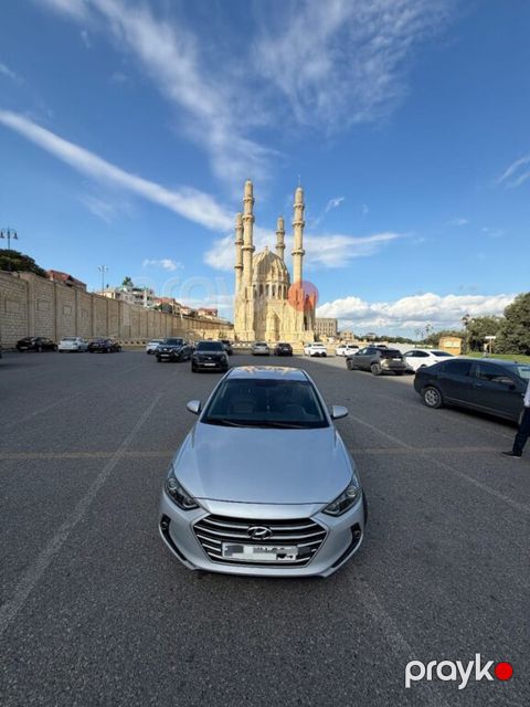 Hyundai Avante, 1.6 L, 2016 il, 193 414 km — Bakı