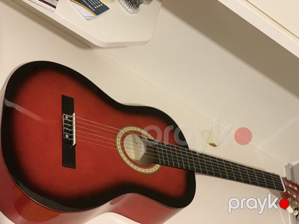 Klassik akustik gitara – hec bir problemi yoxdu pul lazim di — Gitarlar və digər simli alətlər, Bakı (3)