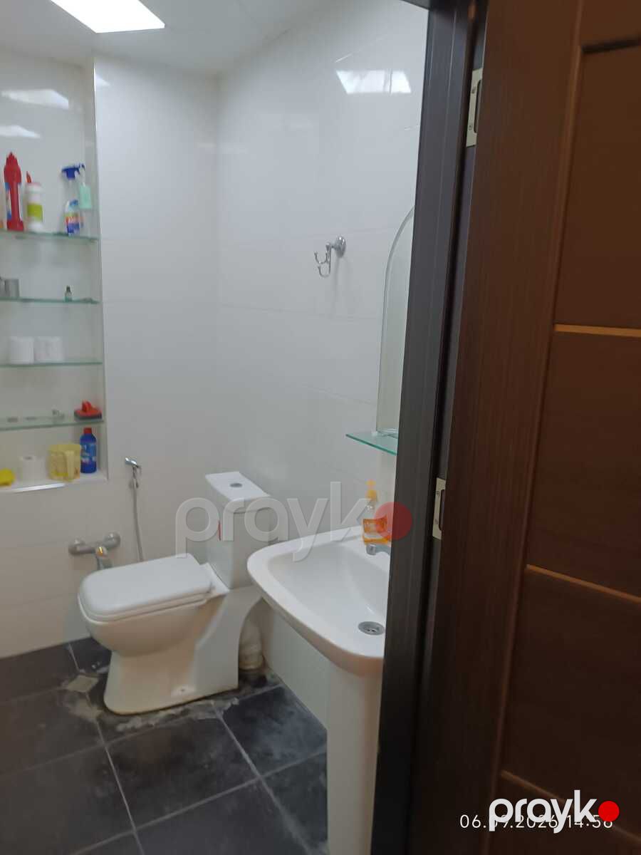 Satılır 2 otaqlı yeni tikili 70 m² — Mənzil, Bakı (9)