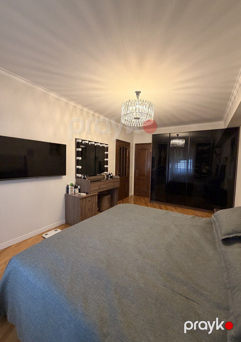 Satılır 4 otaqlı köhnə tikili 120 m² — Mənzil, Bakı (7)