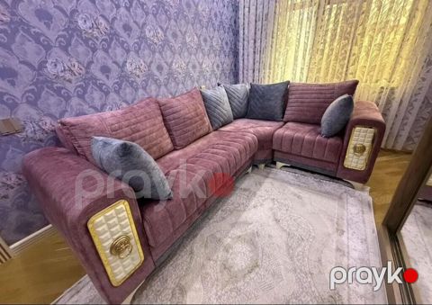 Divan 450₼satılır Bazalıdı açılır,Ölçü bilinmir,ünvan 9 Mkr Aysun — Digah