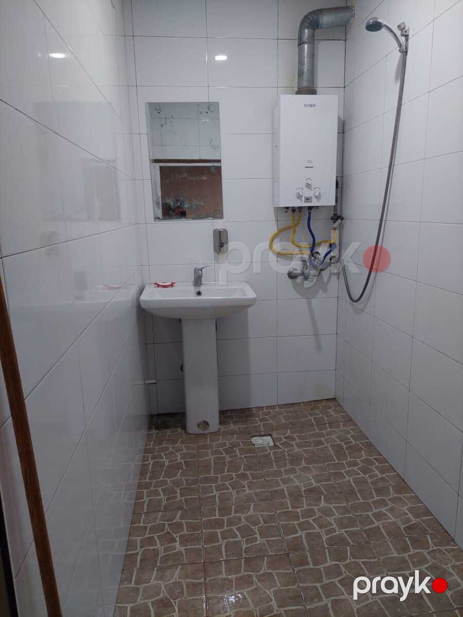 Satılır 3 otaqlı köhnə tikili 80 m² — Mənzil, Bakı (12)