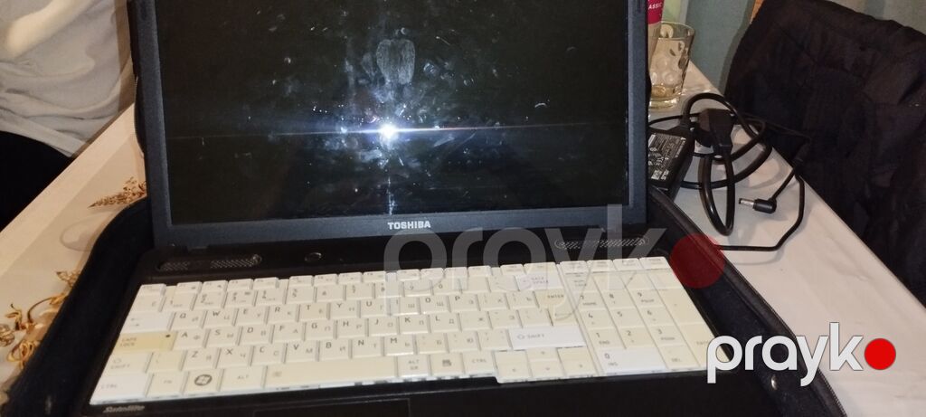 Toshiba noutbuk dəsti - Brend: Toshiba - Daxildir: noutbuk, orijinal — Toshiba, Xaçmaz (3)