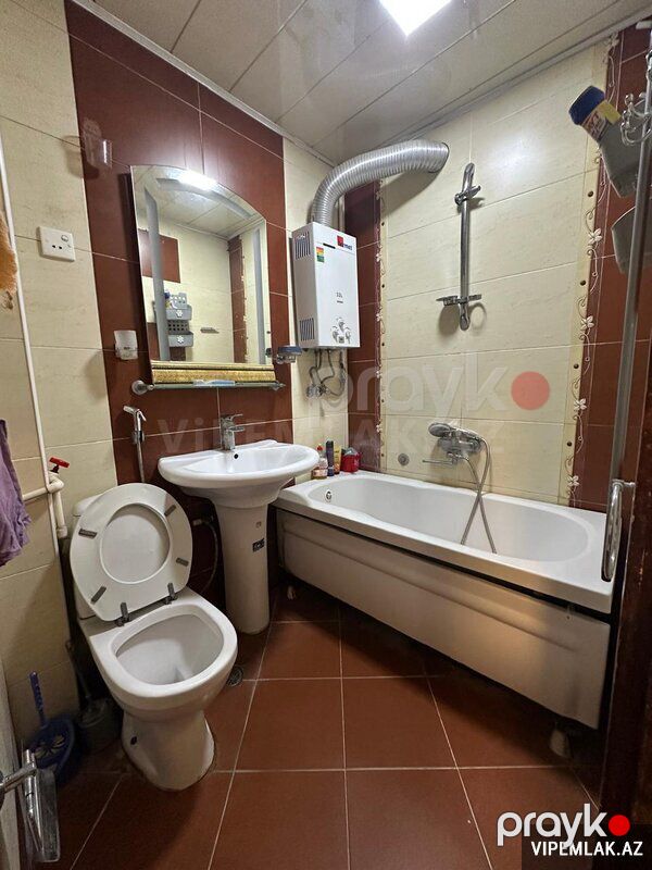 Binəqədi rayonunda 2 otaqlı Köhnə tikili Satılır, 50 m² — Mənzil, Bakı (4)