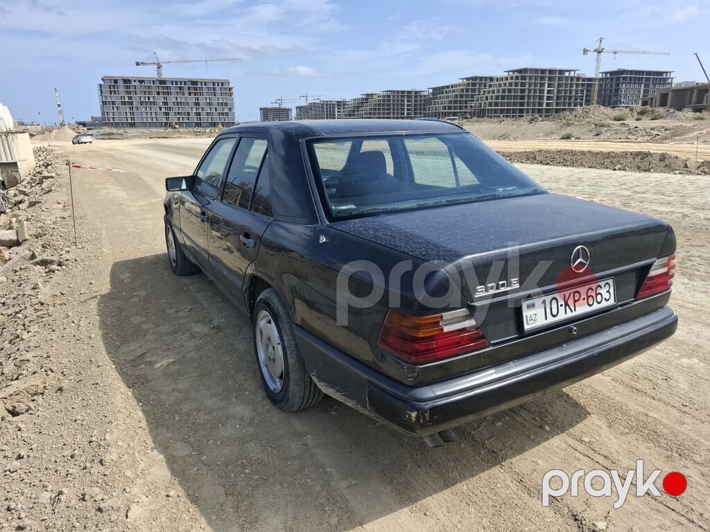 Mercedes-Benz E-Class: 3 l 1988 il Sedan — Avtomobillər, Digah (5)