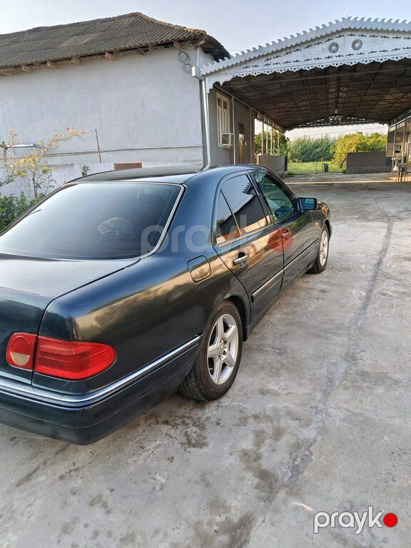Mercedes E 230, 2.3 L, 1996 il, 230 332 km — Avtomobillər, Şirvan (4)