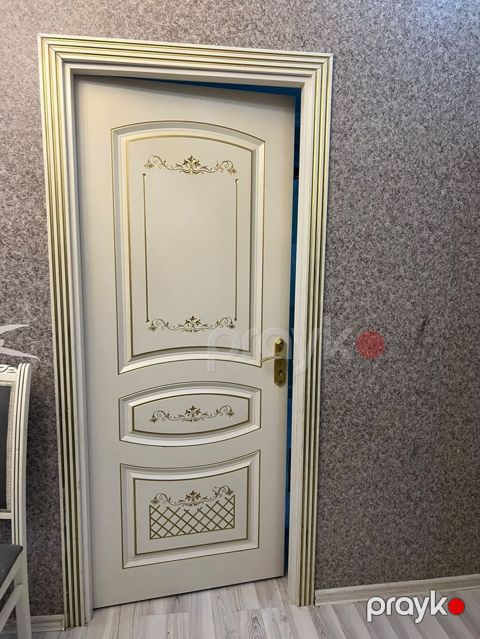 İki eded ev qapısı. Cütü 200azn. ölcü 205/90sm yaxsi veziyyetde — Bakı