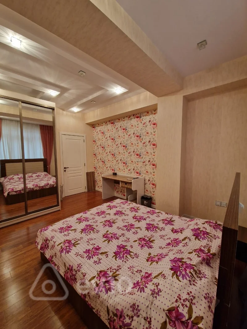 4 otaqlı mənzil, 190 m², Səməd Vurğun Bağının yaxınlığı — kirayə — Mənzil, Bakı (12)