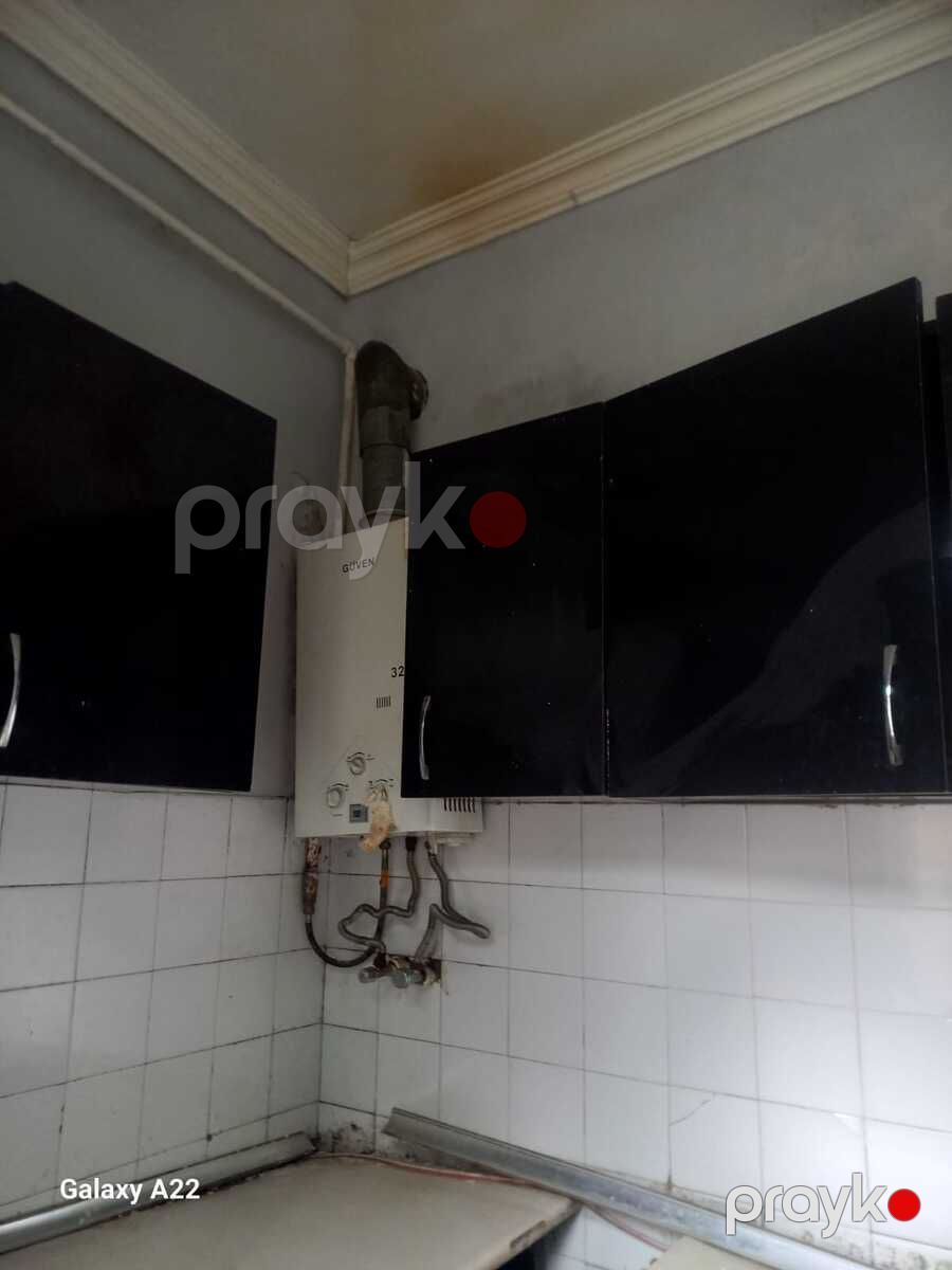 Satılır 2 otaqlı köhnə tikili 55 m² — Mənzil, Bakı (8)