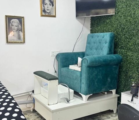 İşlənmiş, Pedikür kreslosu — Vasiteci Sekine Xanim — Kreslolar