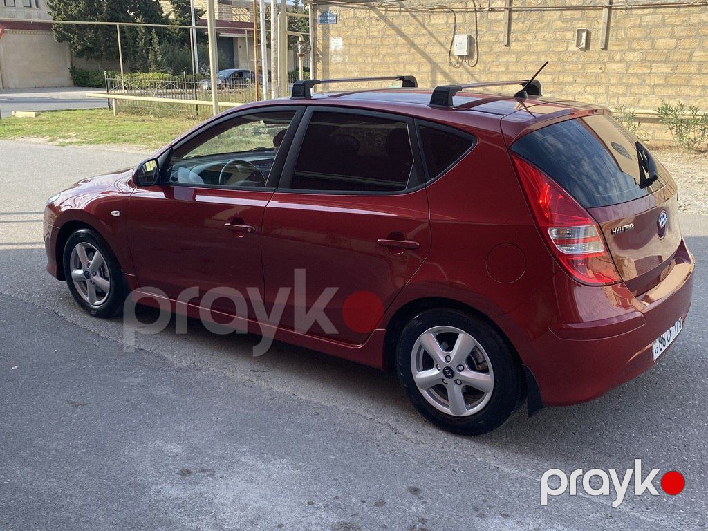 Hyundai i30, 1.4 L, 2010 il, 208 421 km — Avtomobillər, Bakı (12)