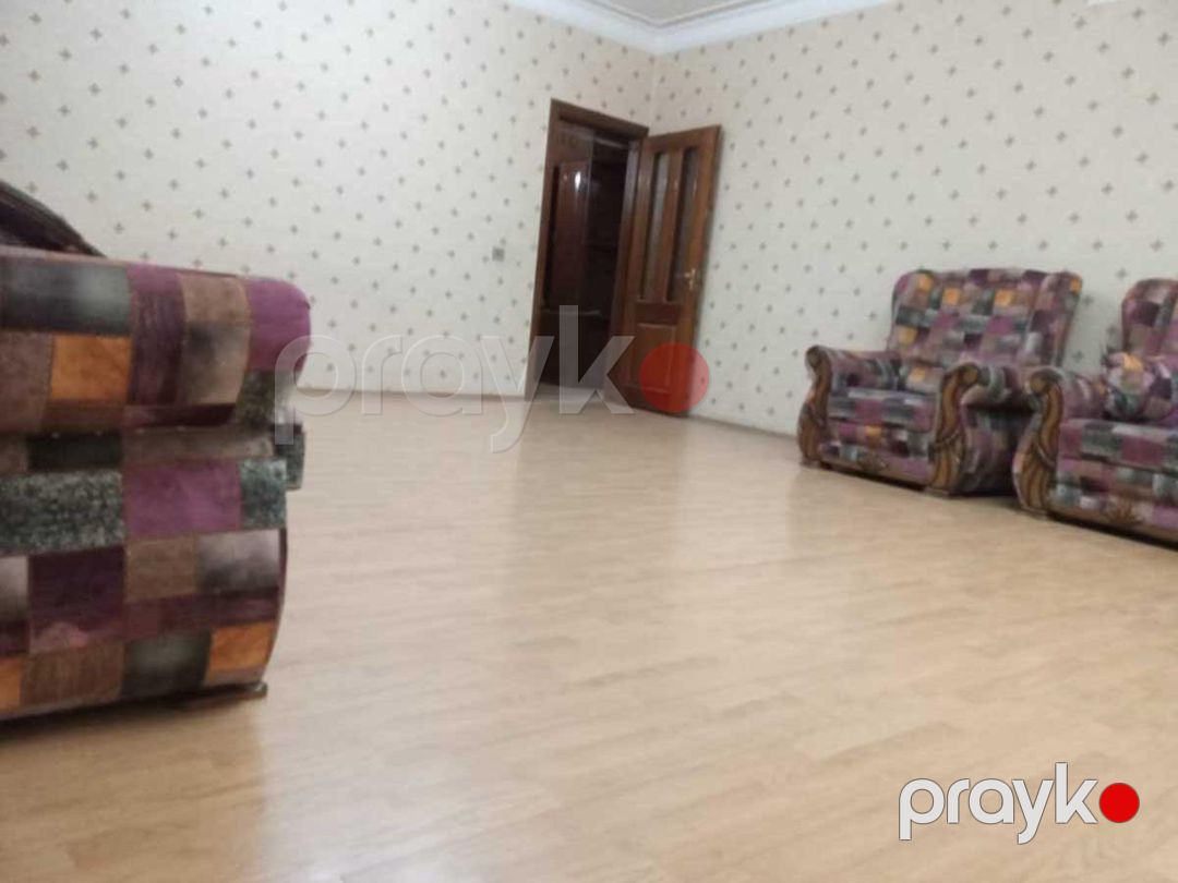İcarəyə verilir 5 otaqlı köhnə tikili 122 m² — Mənzil, Bakı (2)