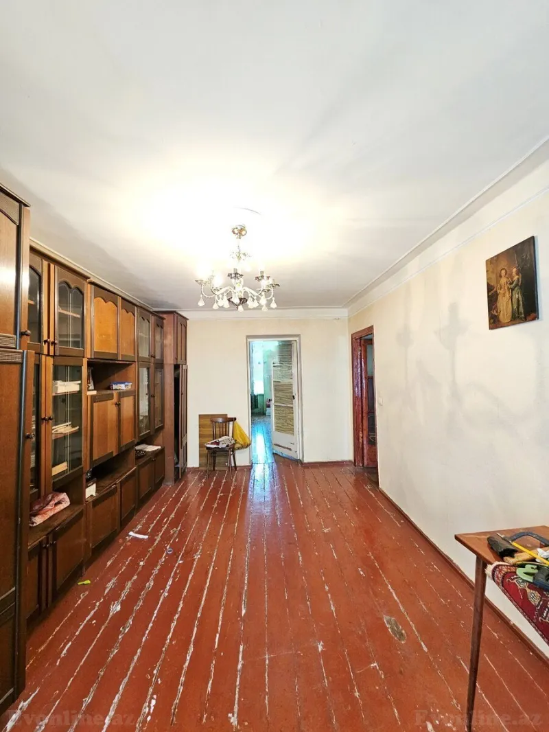 Satılır 3 otaqlı Mənzil Köhnə tikili 75 m² Bakı, Nizami r., Qara Qarayev m — Mənzil, Bakı (4)