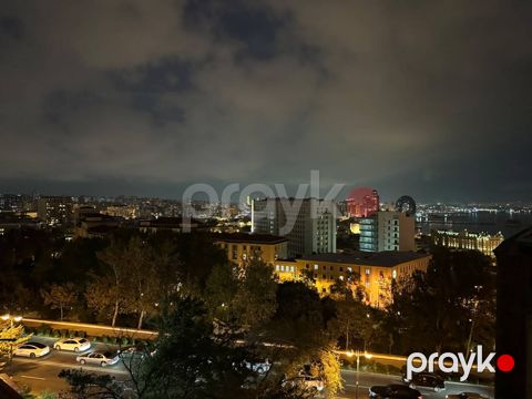 Satılır 2 otaqlı köhnə tikili 45 m² — Bakı