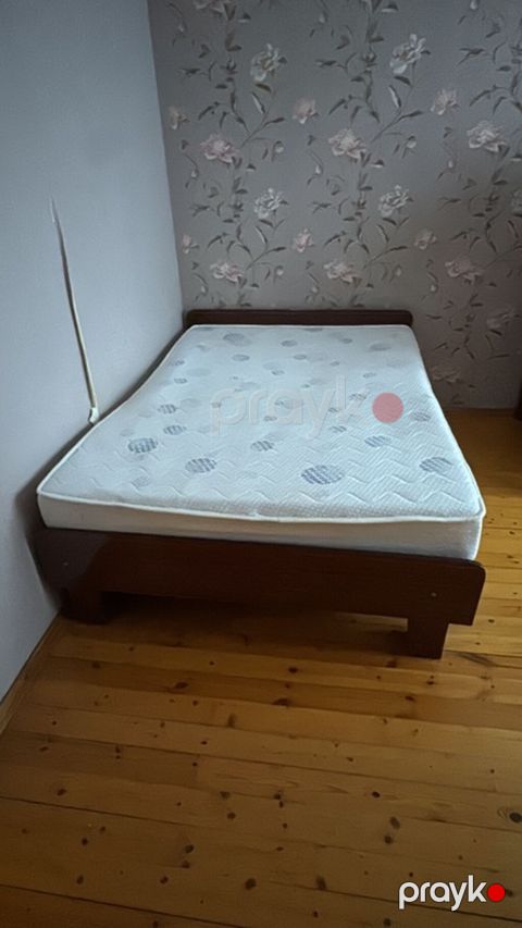 Deyerinden qat qat asagi satilir 110 manattdir Tək matras 150 manat — Xırdalan