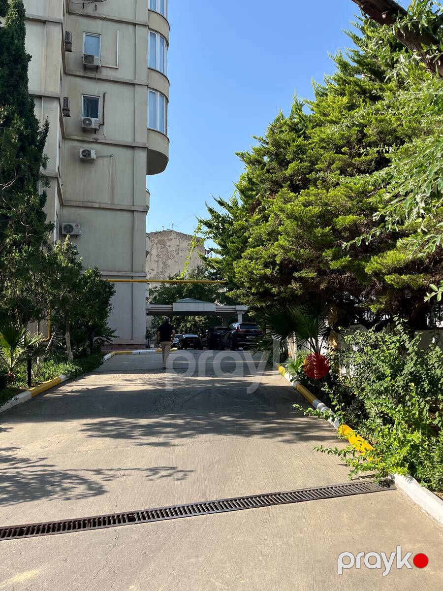 Satılır 3 otaqlı yeni tikili 130 m² — Mənzil, Bakı (2)