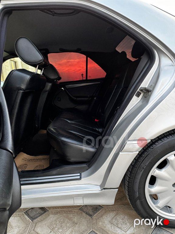 Mercedes C 200, 2.0 L, 2000 il, 368 000 km — Avtomobillər, Saatlı (9)