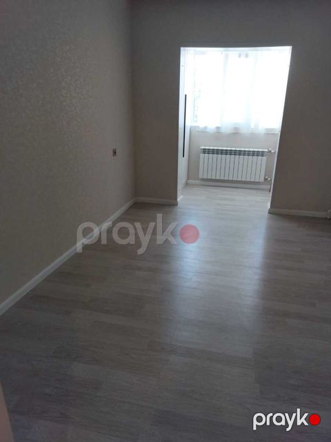 Satılır 2 otaqlı köhnə tikili 65 m² — Bakı