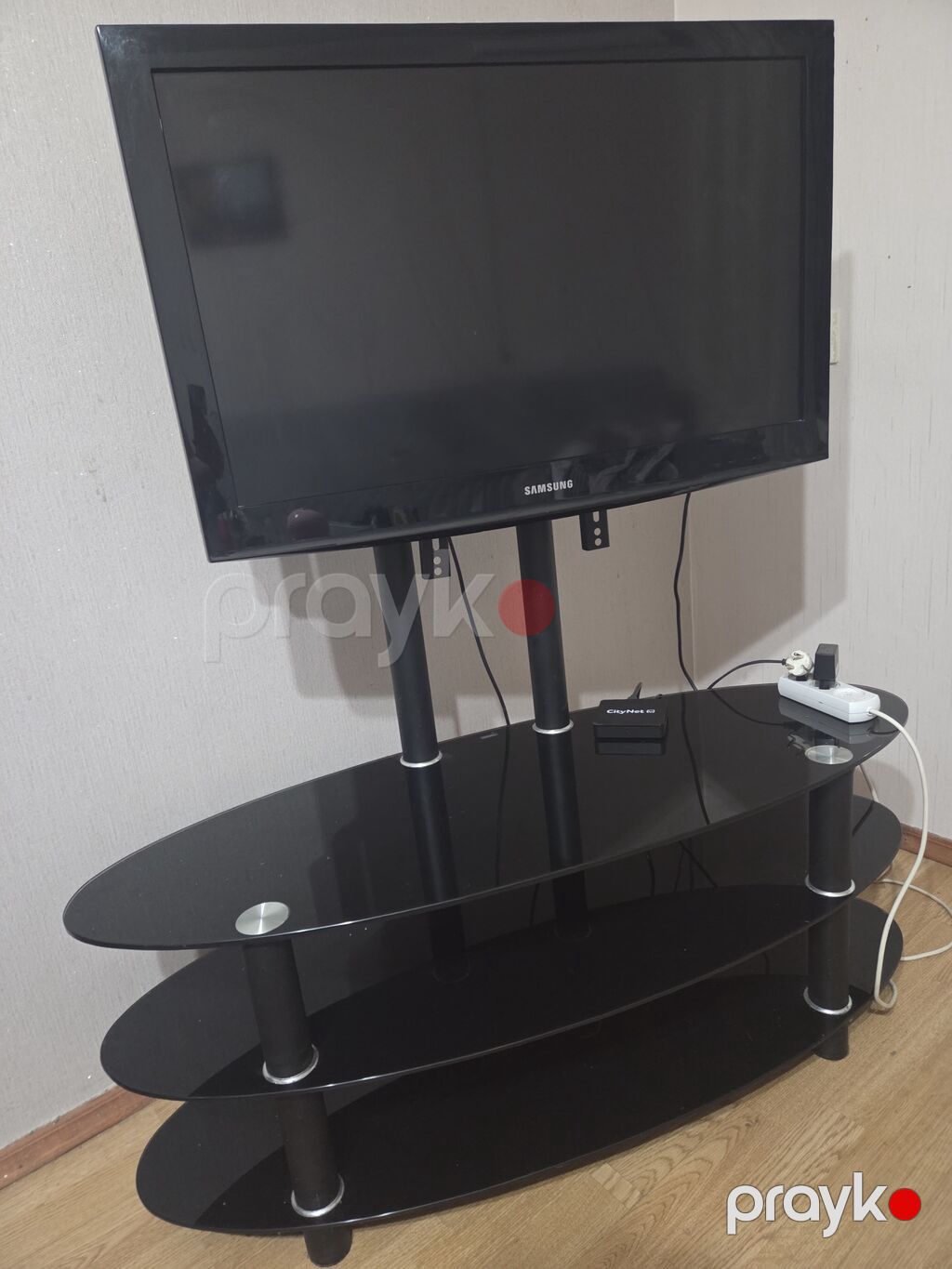 Samsung televizor və şüşə/stend kombinasiyası - Televizor: Samsung — Televizor altlıqları və standlar, Bakı (2)