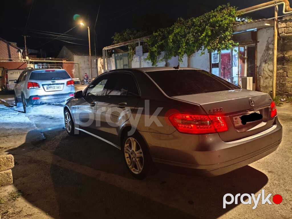 Mercedes E 220, 2.1 L, 2009 il, 281 345 km — Avtomobillər, Bakı (3)