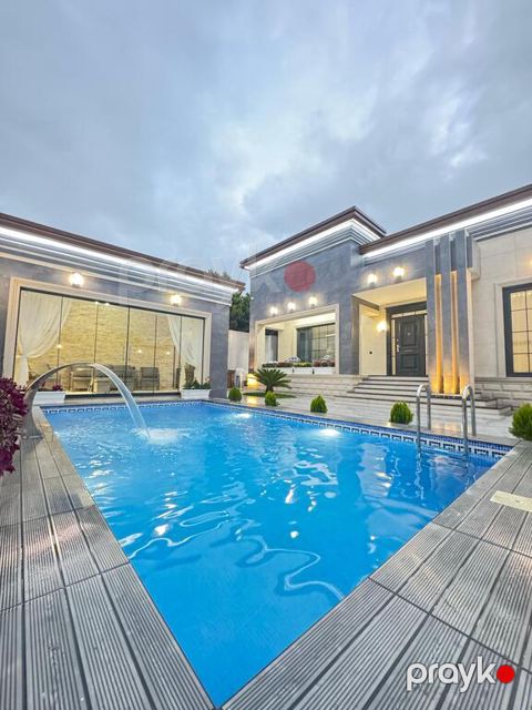 Satılır 4 otaqlı həyət evi/bağ evi 200 m² — Bakı