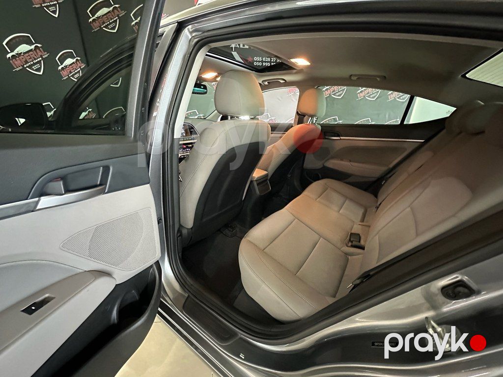Hyundai Elantra, 2.0 L, 2018 il, 115 000 km — Avtomobillər, Bakı (9)