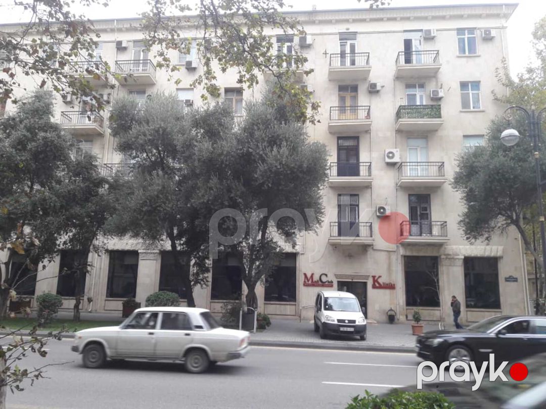 İcarəyə verilir 2 otaqlı köhnə tikili 90 m² — Mənzil, Bakı (2)
