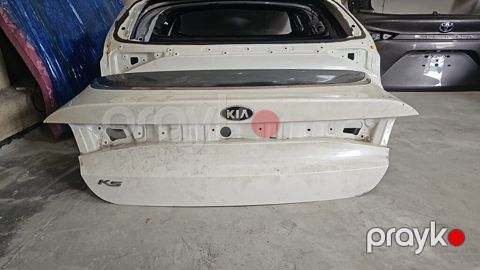 "Kia K5" baqajı — Bakı