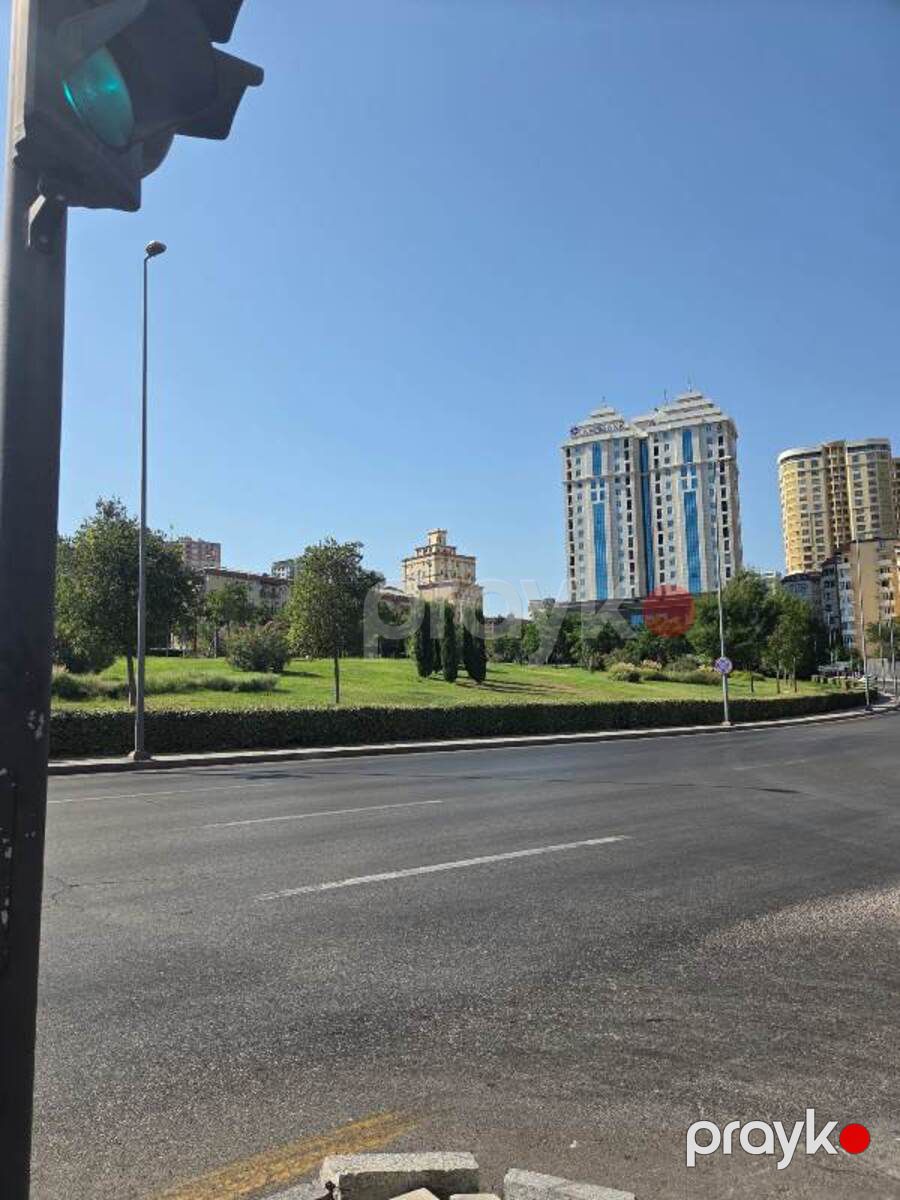 Satılır 4 otaqlı yeni tikili 220 m² — Mənzil, Bakı (11)