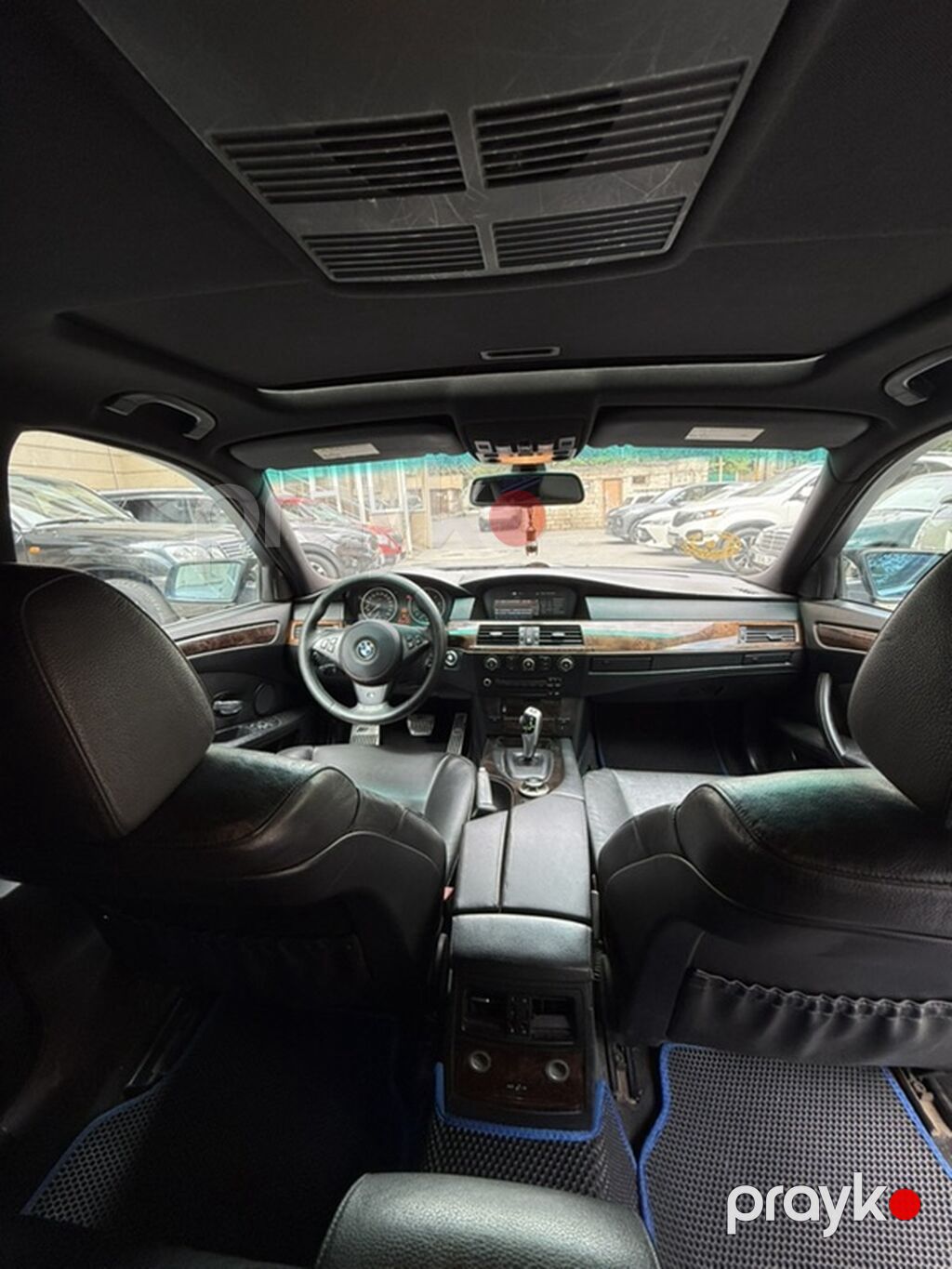 BMW 5 Series sedan – E60 kuzov, qara rəng. Xüsusiyyətlər: - Kuzov: 4 — Avtomobillər, Bakı (5)