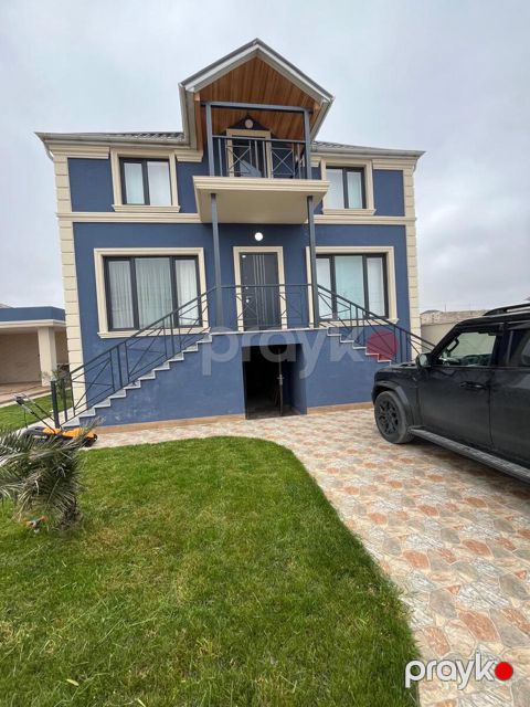 Satılır 6 otaqlı həyət evi/bağ evi 200 m² — Bakı