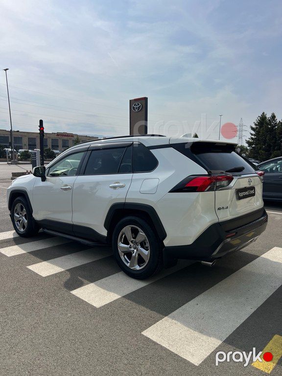 Toyota RAV4, 2.0 L, 2018 il, 155 000 km — Avtomobillər, Gəncə (3)