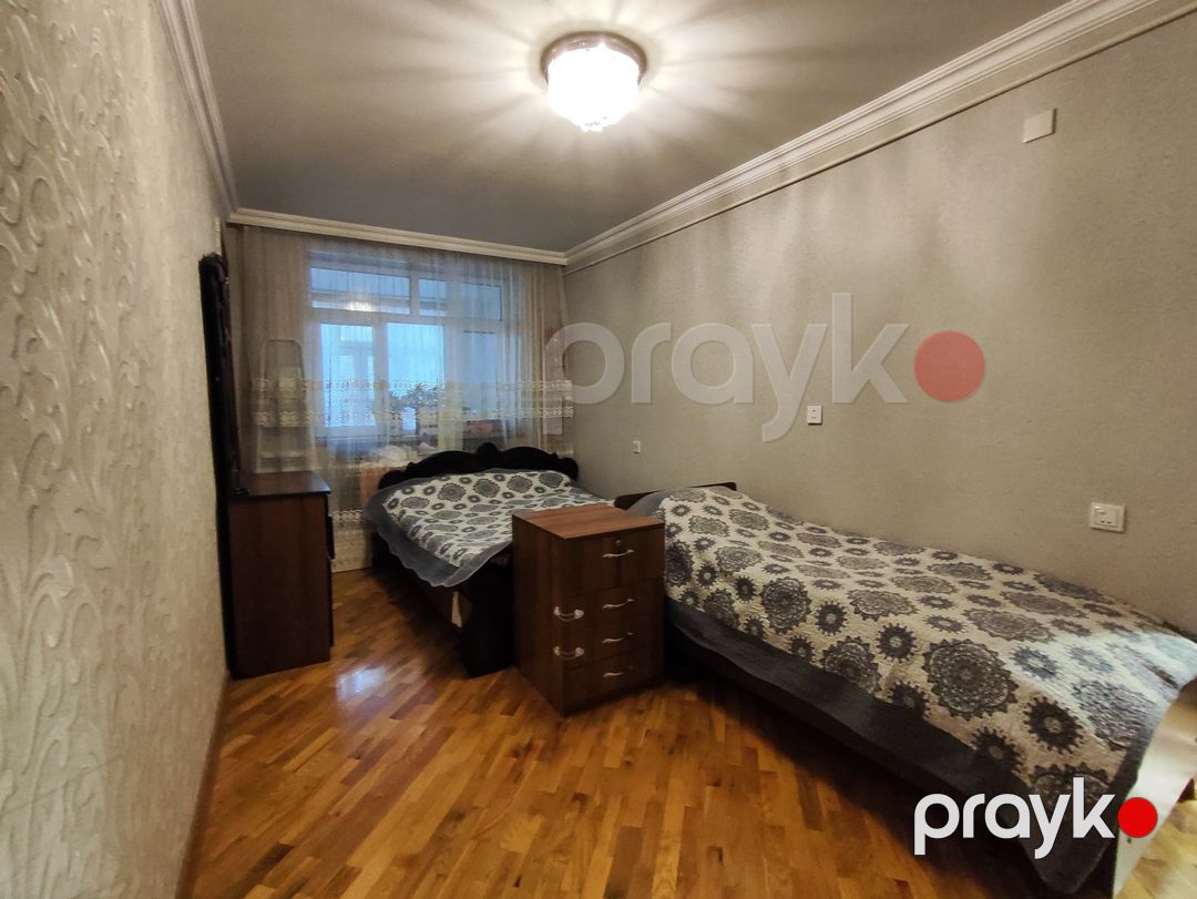 Satılır 4 otaqlı köhnə tikili 105 m² — Mənzil, Bakı (8)