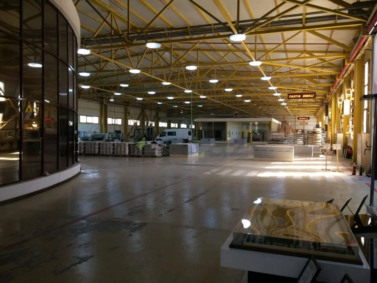 5000 m² Obyekt / Ofis Kirayə, 7-ci mikrorayon, Binəqədi, Bakı — Bakı