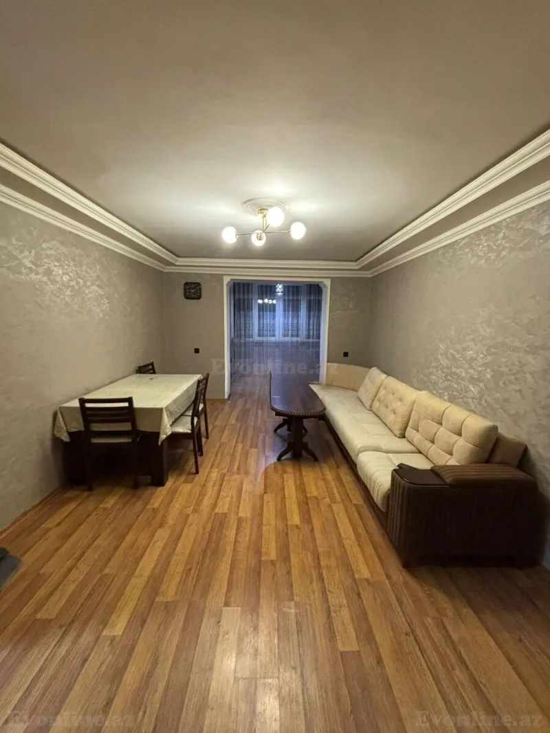 Satılır 3 otaqlı Mənzil Köhnə tikili 72 m² Bakı, Yasamal r., Elmlər Akademiyası m — Bakı