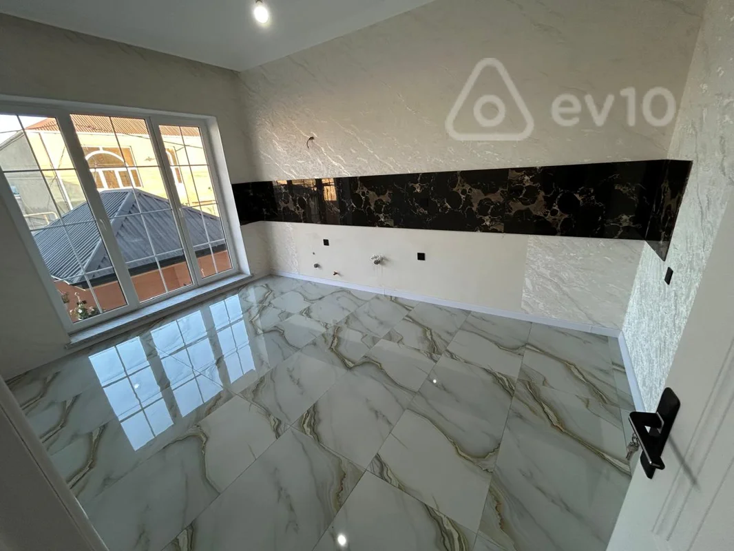 4 otaqlı həyət evi, 130 m², Mərkəzi küç — Ev, villa, Bakı (12)