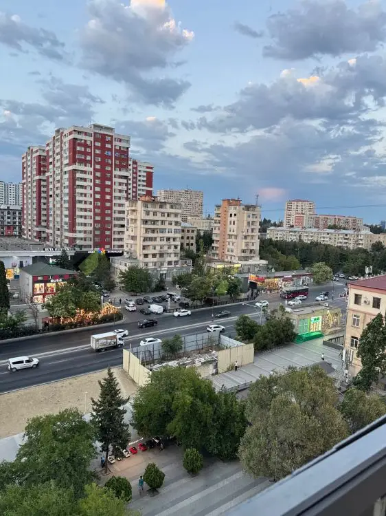 3 otaqlı mənzil Köhnə tikili Kirayə, 8-ci kilometr, Nizami, Bakı — Bakı